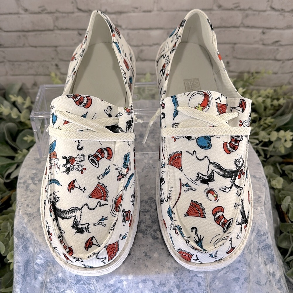 Dr. Seuss “Cat in the Hat” White Canvas Cartoon Print Sneakers WMS 9.5M🌟NWOT - Picture 3 of 9